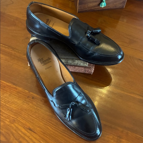 Allen Edmonds Black Leather Cordovan Tassel Loafers main image 9